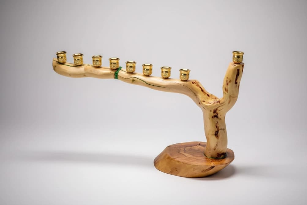 חנוכייה קלאסית רחבה #8